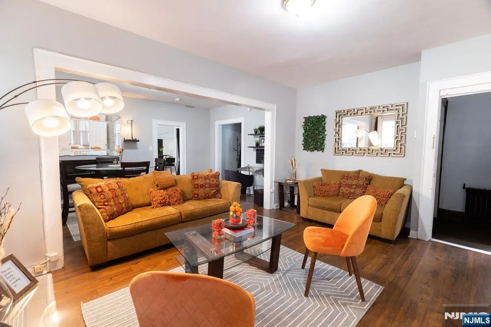 40-42 Harding Terrace Newark, NJ 07112