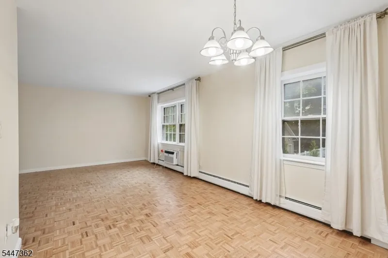 135 S Maple Ave #143B Unit 143B Ridgewood Village, NJ 07450