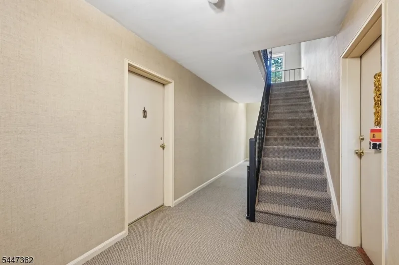 135 S Maple Ave #143B Unit 143B Ridgewood Village, NJ 07450