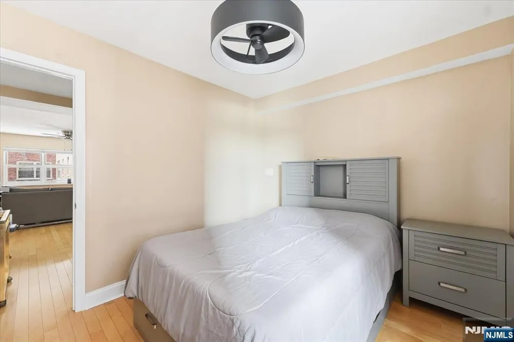 70 S Munn Avenue 408 East Orange, NJ 07018