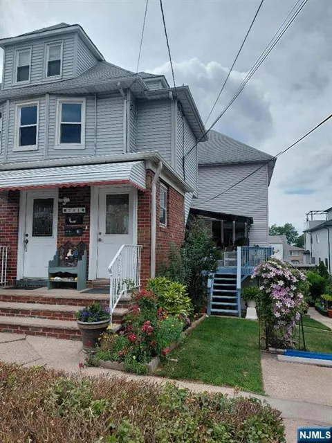 701 Grove Avenue