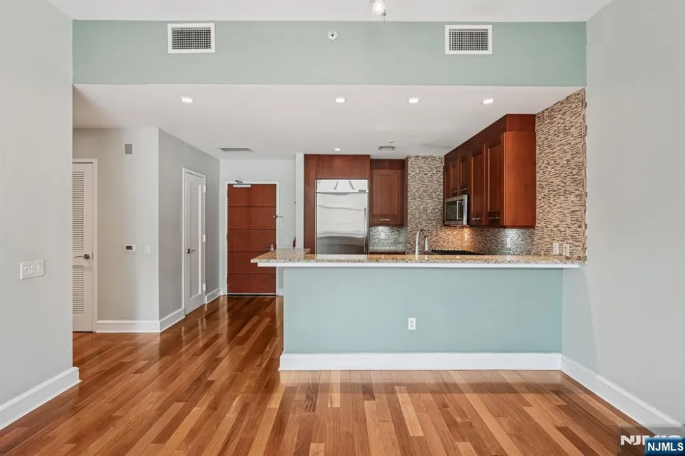 8100 River Road 210 North Bergen, NJ 07047