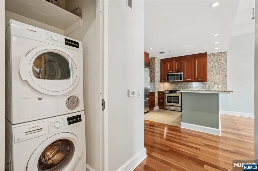 8100 River Road 210 North Bergen, NJ 07047