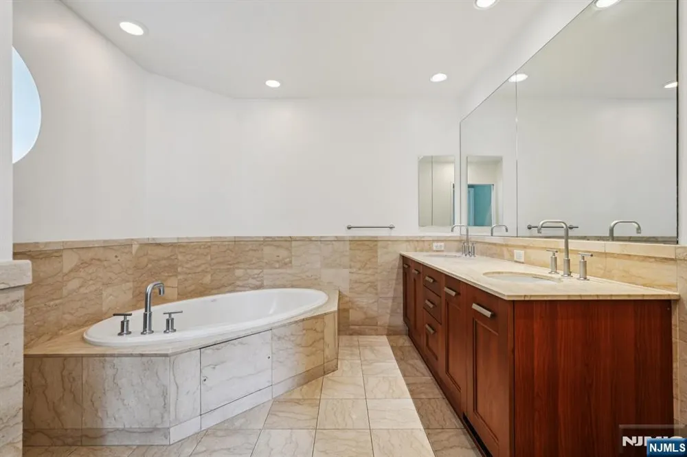 8100 River Road 210 North Bergen, NJ 07047