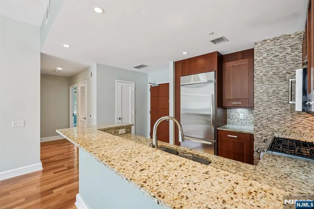 8100 River Road 210 North Bergen, NJ 07047