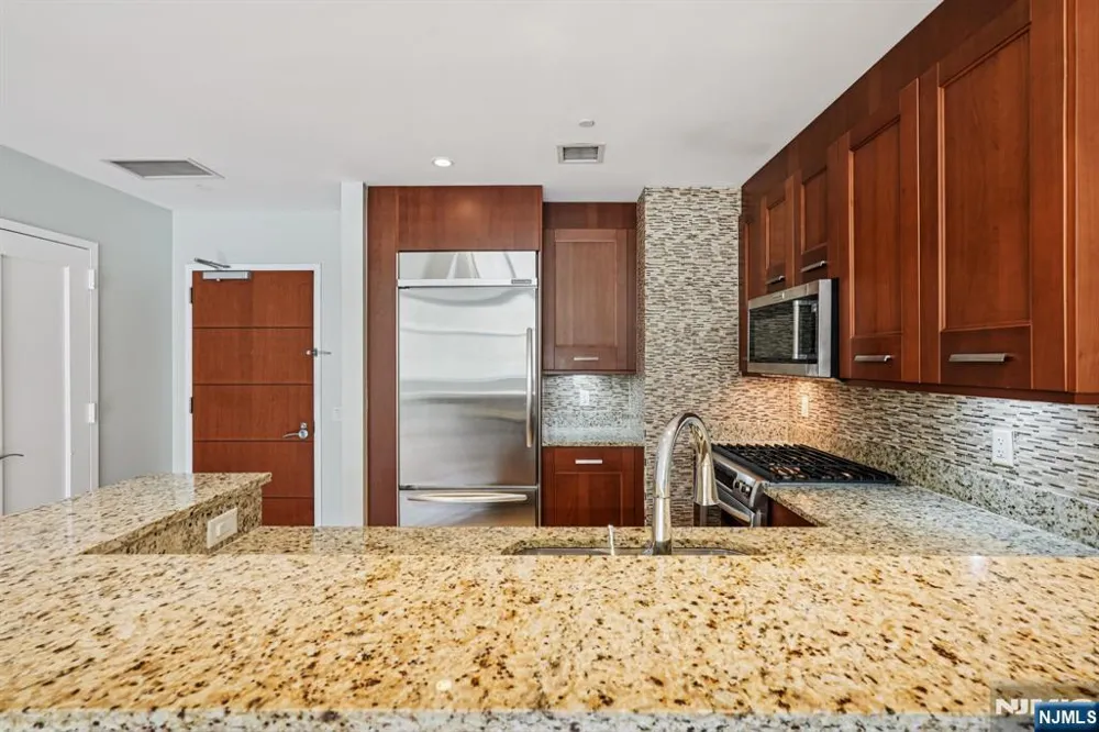 8100 River Road 210 North Bergen, NJ 07047