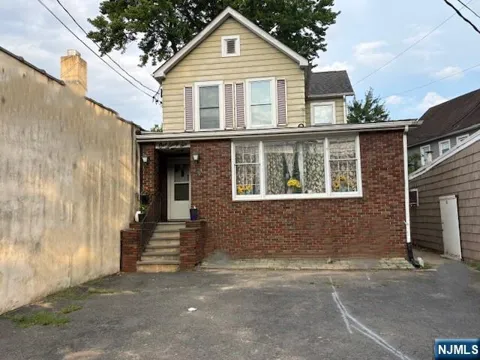 166 Rochelle 2