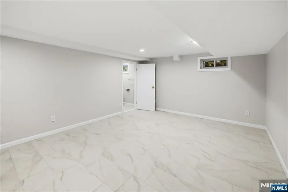 101 Pershing Road Englewood Cliffs, NJ 07632
