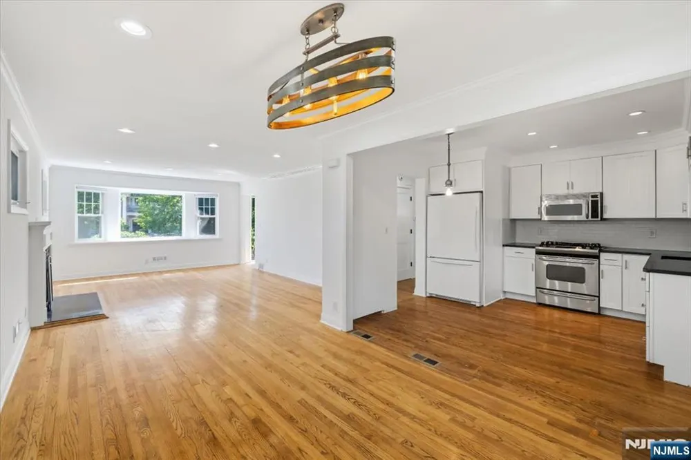 101 Pershing Road Englewood Cliffs, NJ 07632