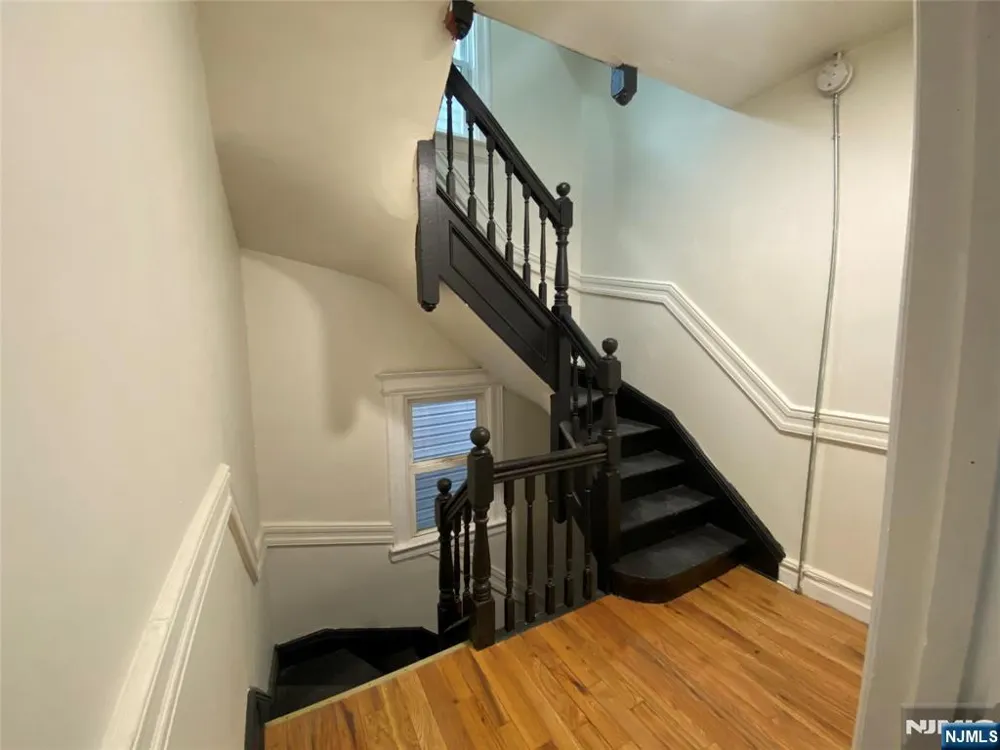 101 Hedden Terrace 2 Newark, NJ 07108