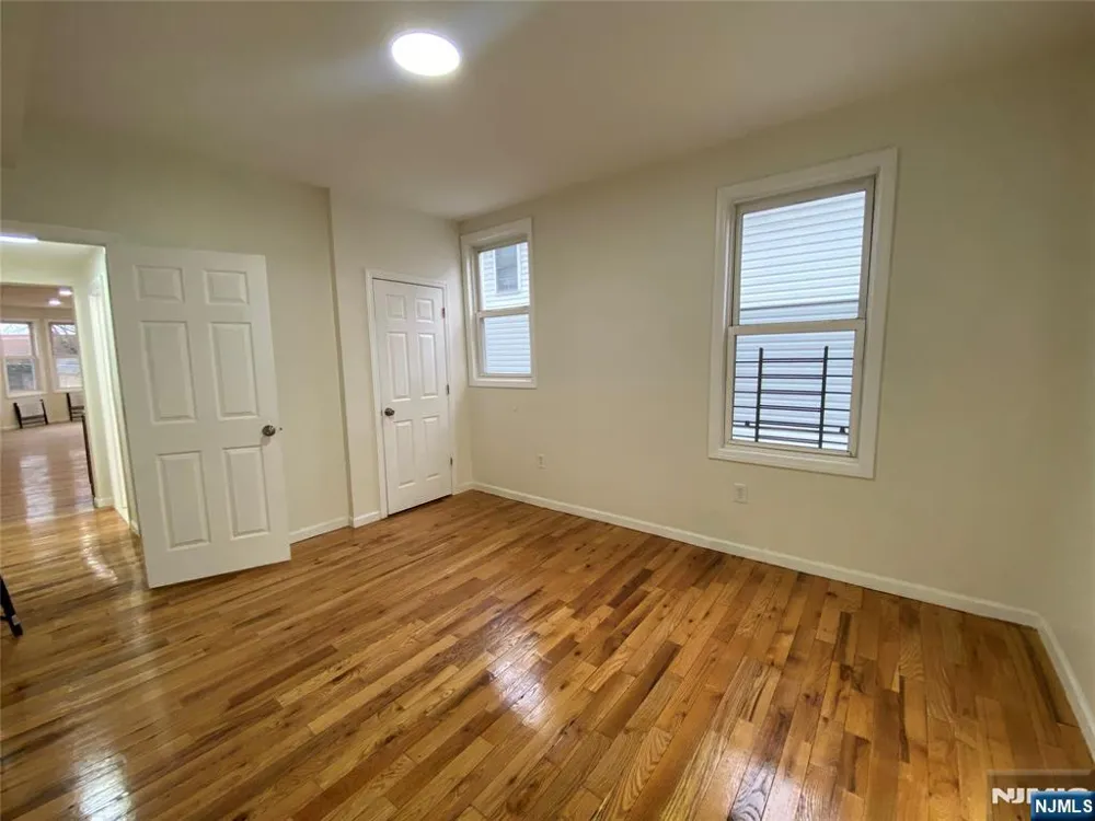 101 Hedden Terrace 2 Newark, NJ 07108
