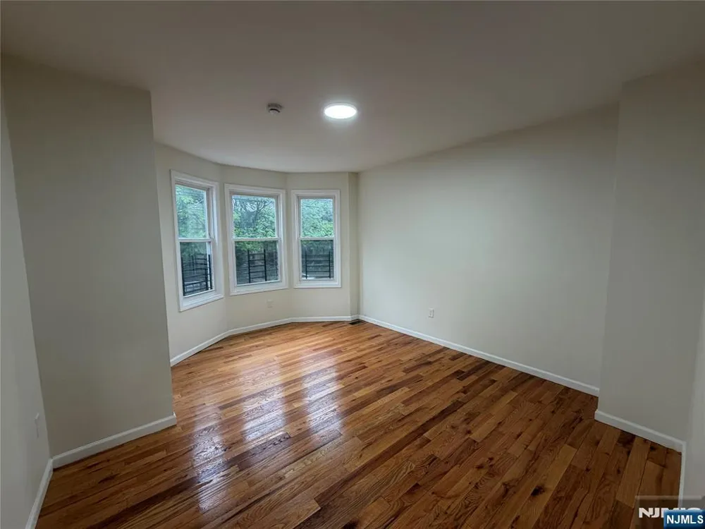 101 Hedden Terrace 1 Newark, NJ 07108