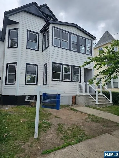 53 Marsellus Place 2