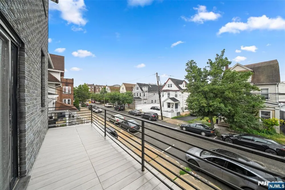 138 76th Street 2 North Bergen, NJ 07047
