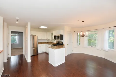 45 Royal Ave #49 Unit 49