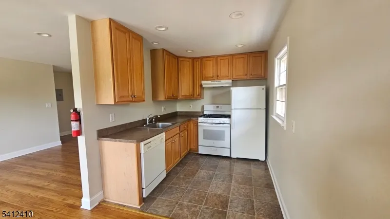 201 Vail St #4b Unit 4b Hackettstown Town, NJ 07840