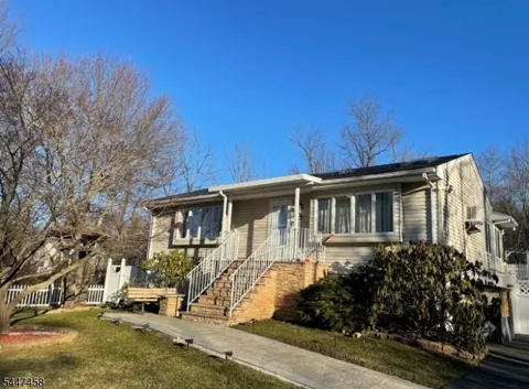 5 Wagonwheel Rd