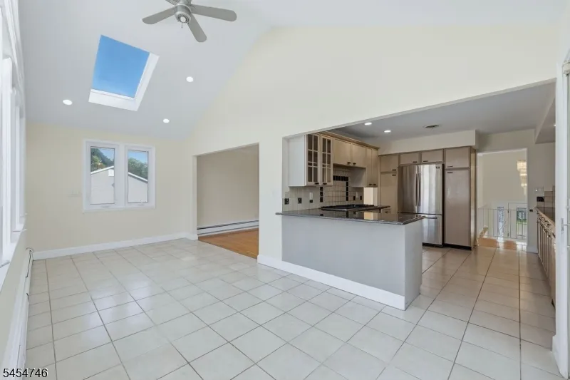 177 Truman Ter Paramus, NJ 07652