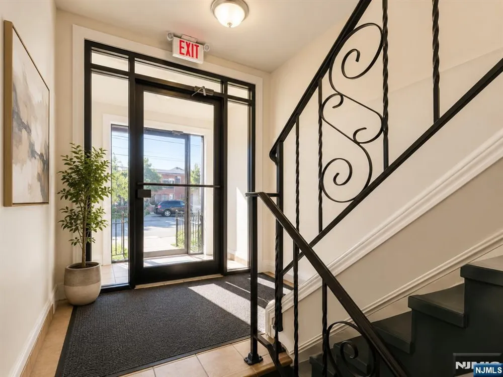 255 Schuyler Avenue 4 Kearny, NJ 07032