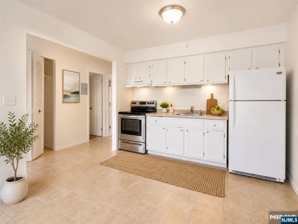 255 Schuyler Avenue 4 Kearny, NJ 07032