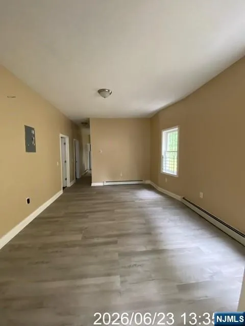 171 Seymour Avenue 1 Newark, NJ 07108