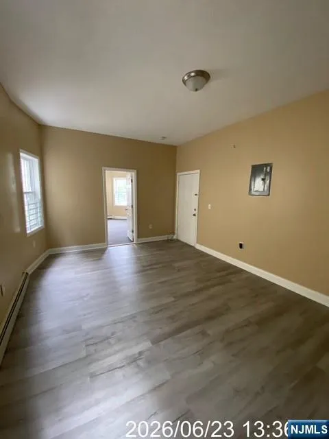 171 Seymour Avenue 1 Newark, NJ 07108