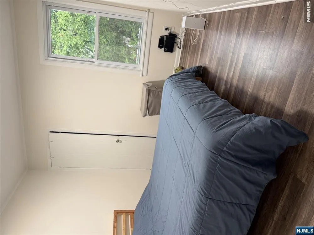 568 Lafayette Avenue 2 Hawthorne, NJ 07506