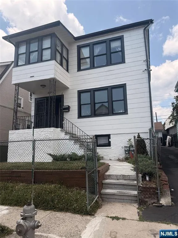 95 Crawford Street 1 East Orange, NJ 07018