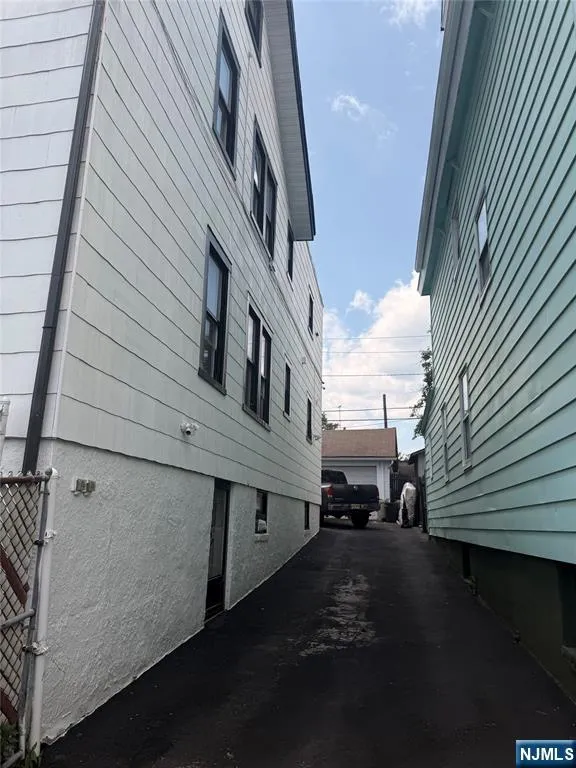 95 Crawford Street 1 East Orange, NJ 07018