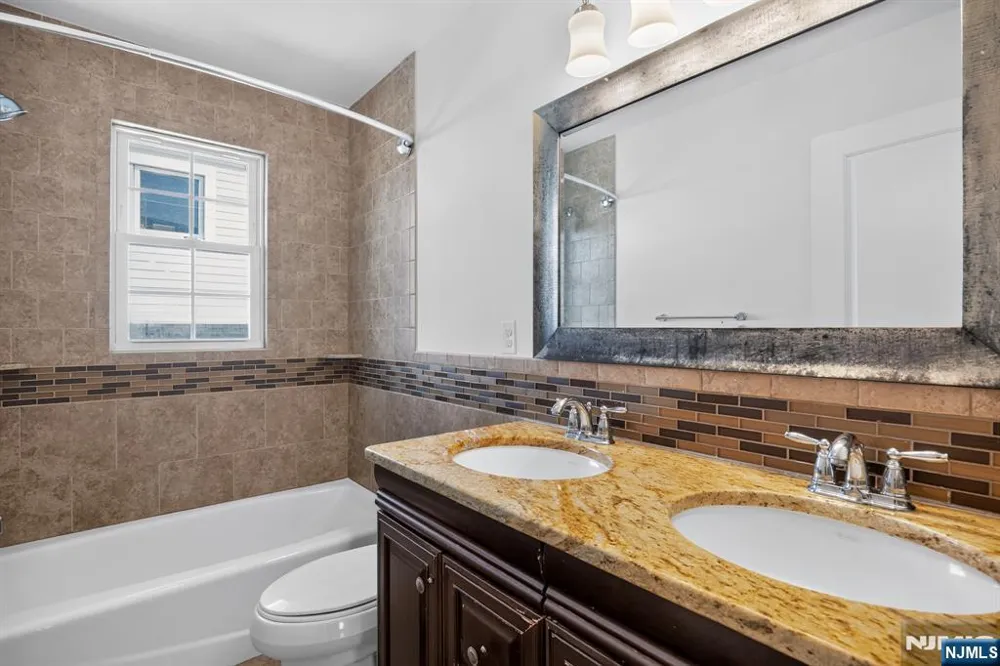 508 2nd Avenue 2 Lyndhurst, NJ 07071