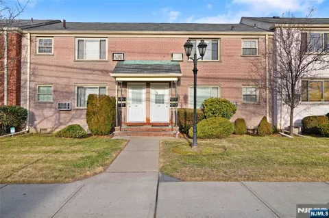 285 Hackensack Street 85B