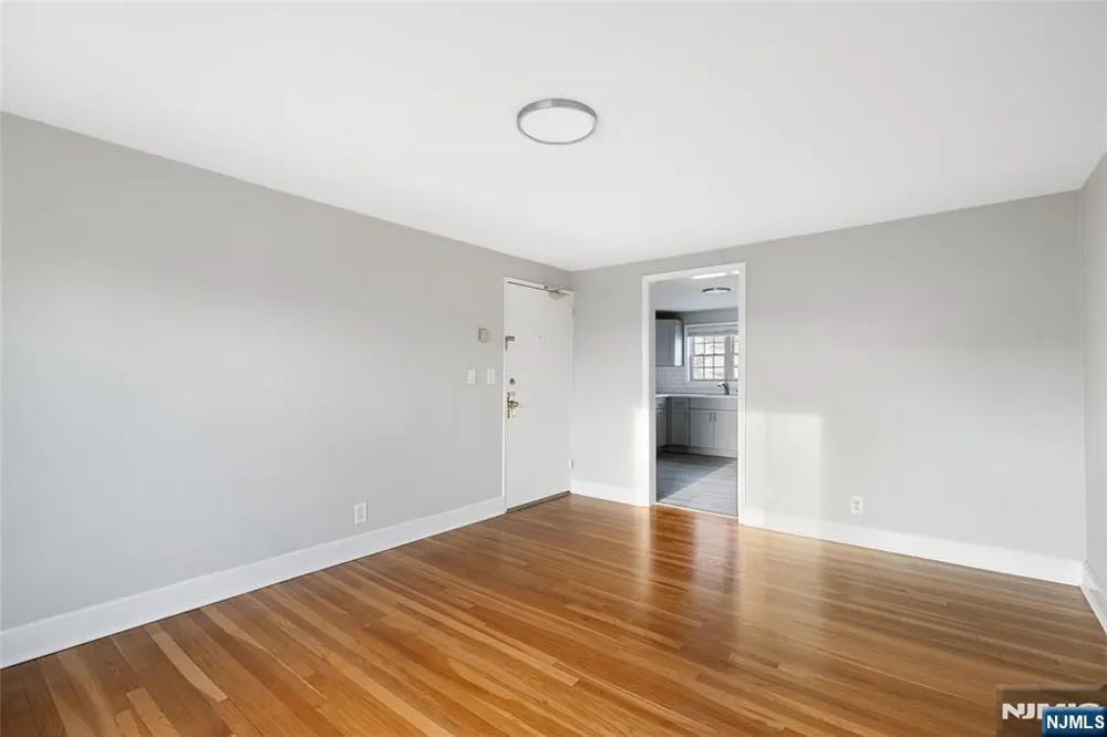285 Hackensack Street 85B Wood Ridge, NJ 07075