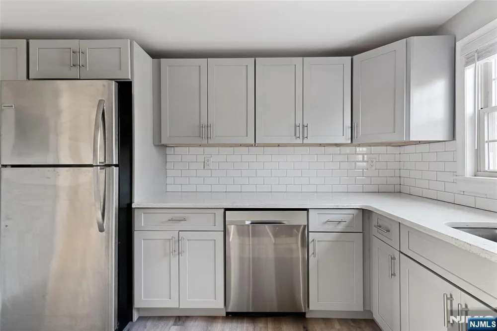 285 Hackensack Street 85B Wood Ridge, NJ 07075