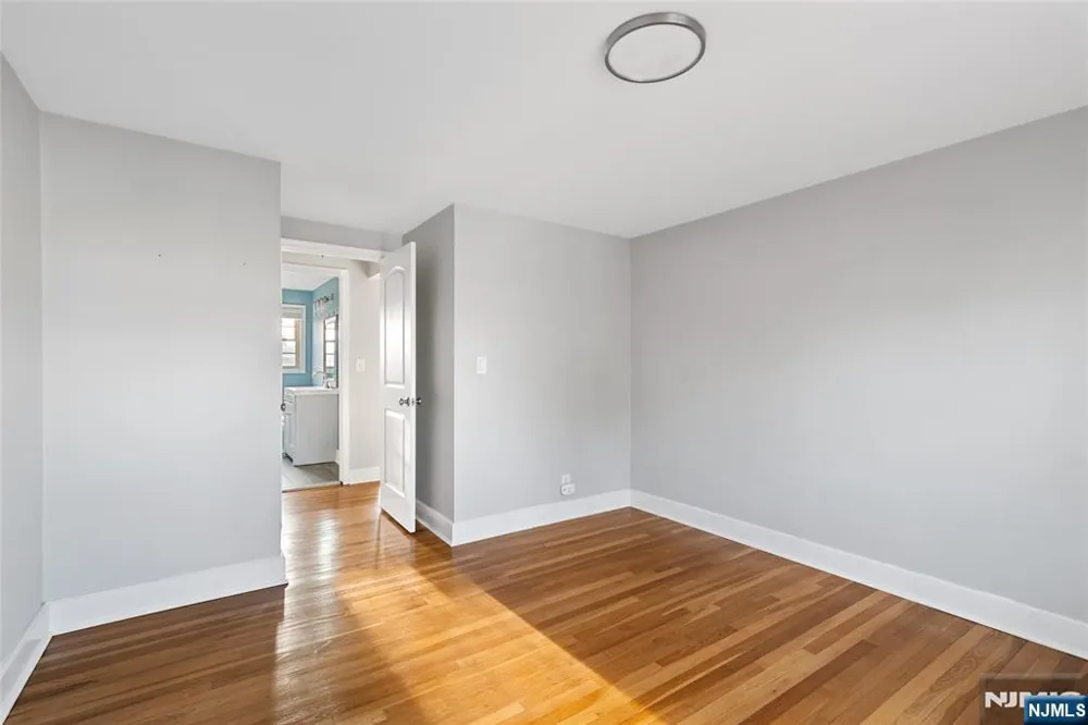 285 Hackensack Street 85B Wood Ridge, NJ 07075