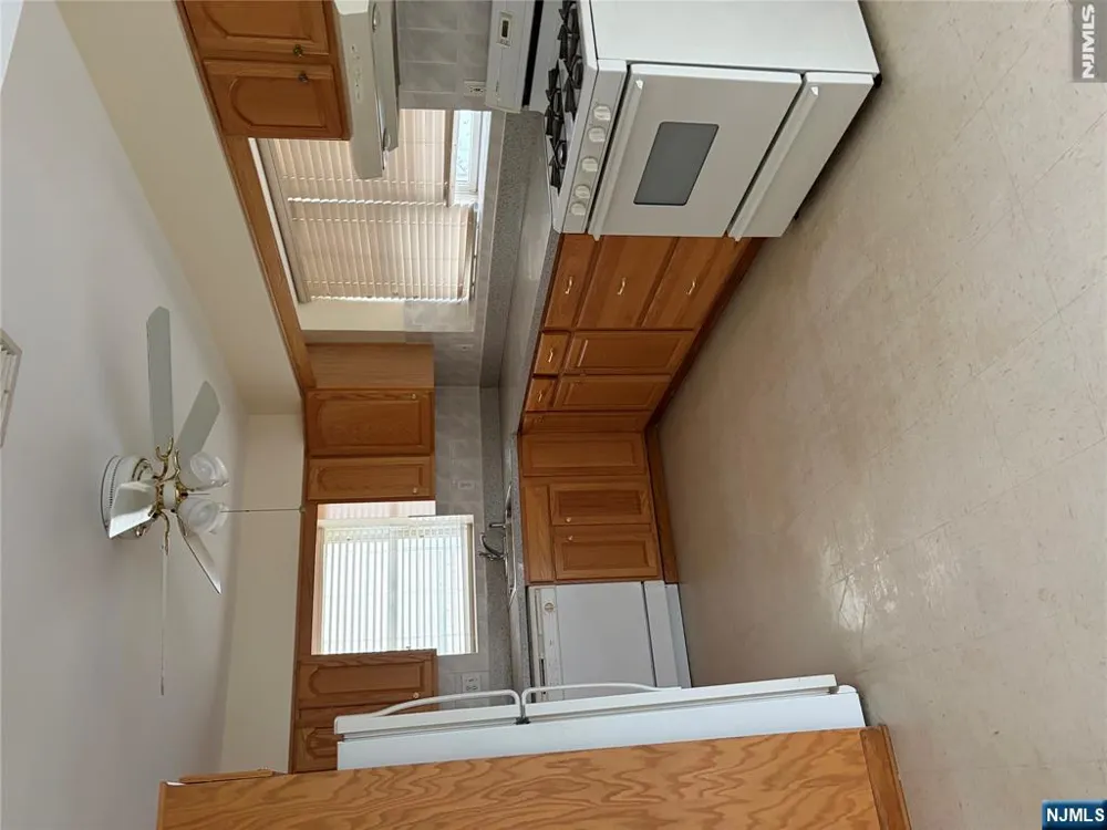 504 2nd Avenue 1 plus In-La Lyndhurst, NJ 07071