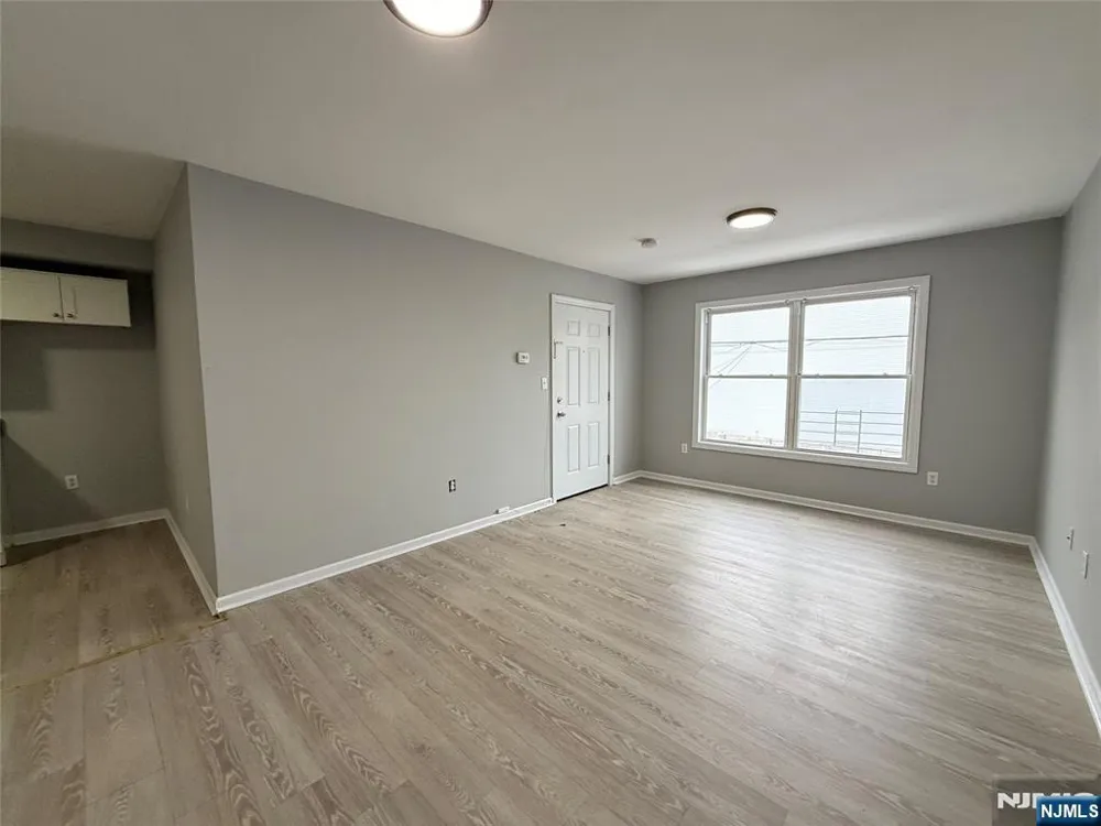 34 Auburn Street 2 Paterson, NJ 07501