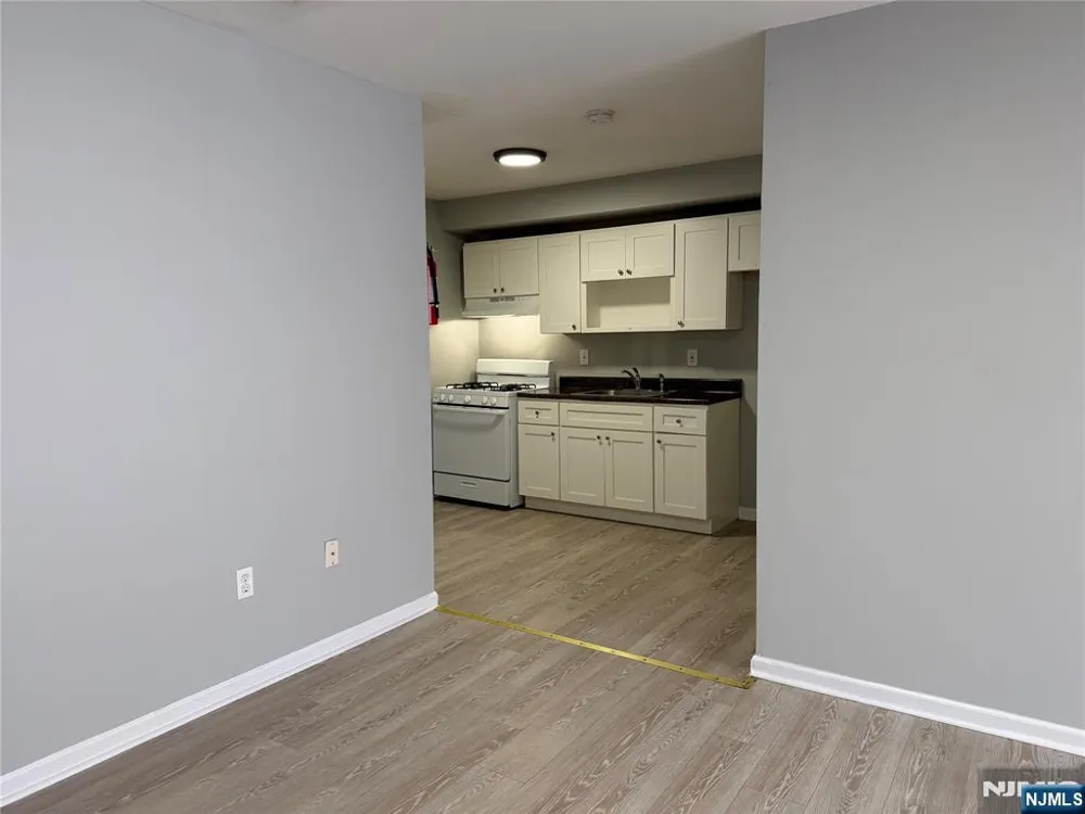 34 Auburn Street 2 Paterson, NJ 07501