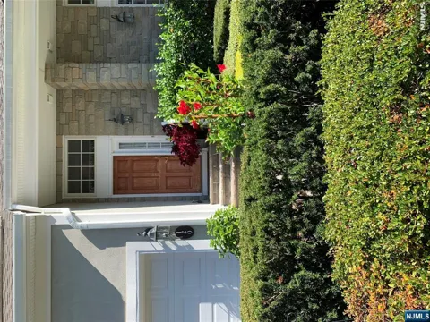 120 Greenway