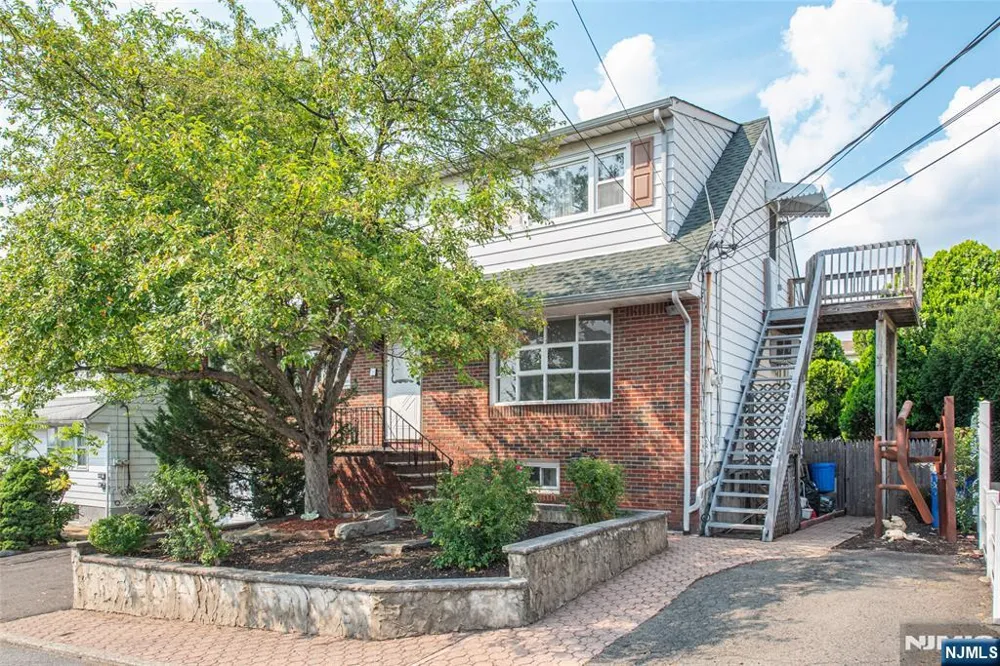 48 Whittaker Avenue 2 Woodland Park, NJ 07424