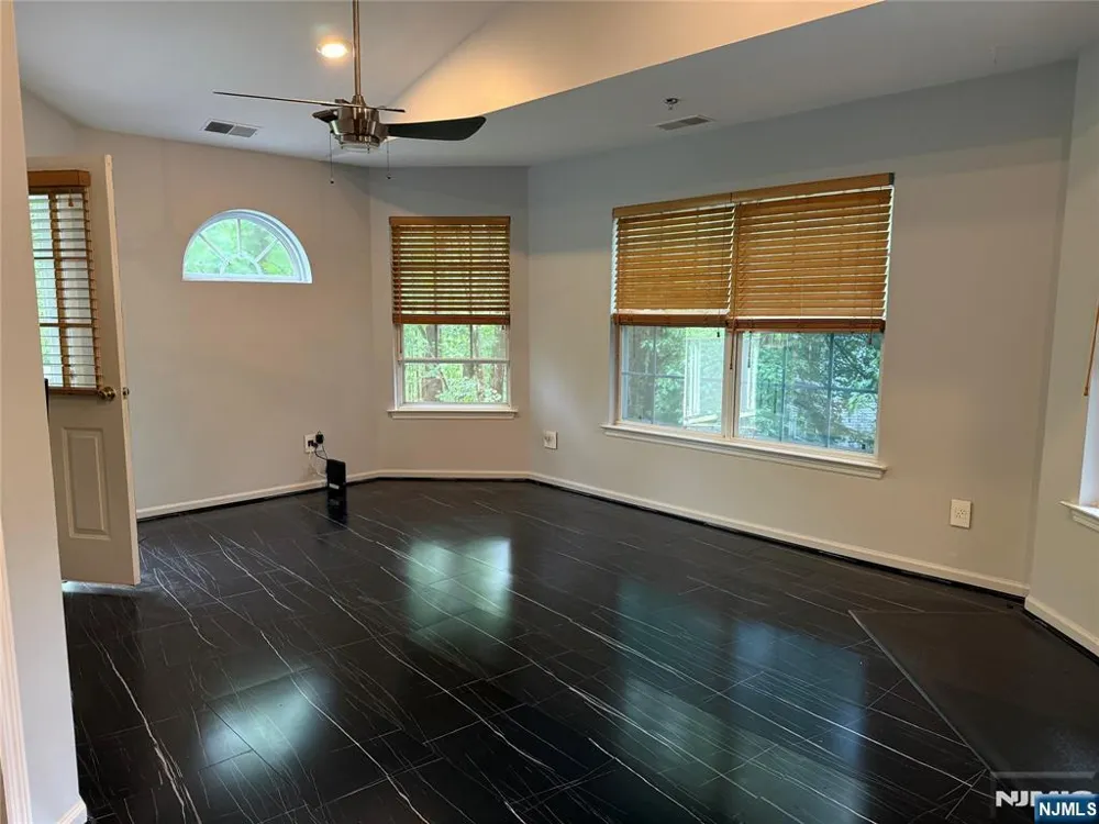 511 Chatfield Drive Pequannock Township, NJ 07444