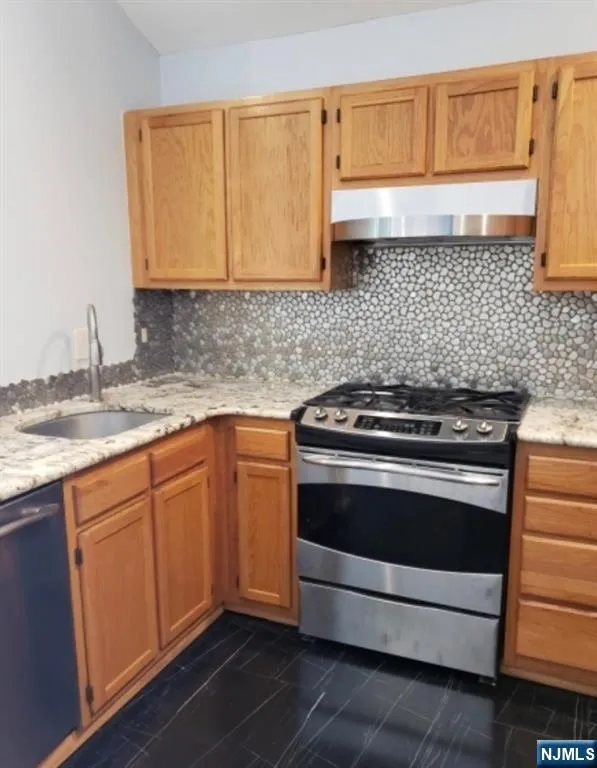 511 Chatfield Drive Pequannock Township, NJ 07444