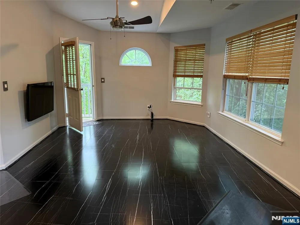 511 Chatfield Drive Pequannock Township, NJ 07444