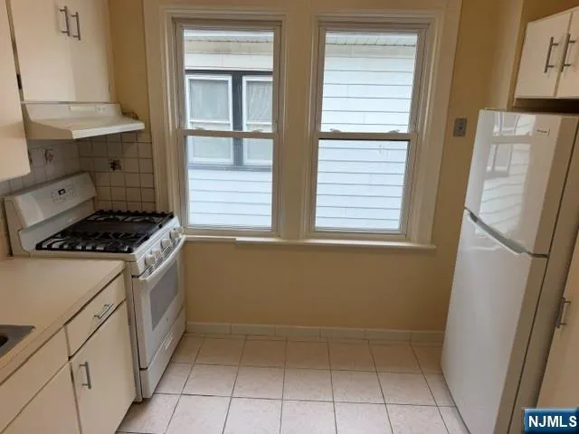551 Olympia Avenue Cliffside Park, NJ 07010