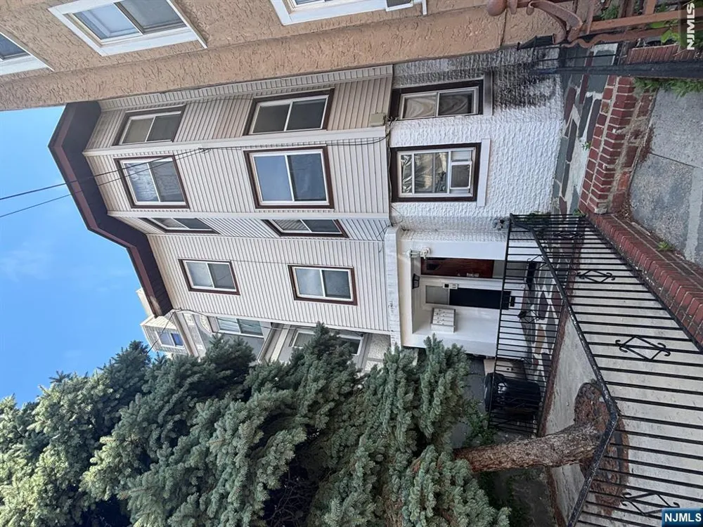 146 Bowers Street 2 Jersey City, NJ 07307