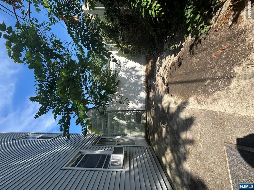 146 Bowers Street 2 Jersey City, NJ 07307
