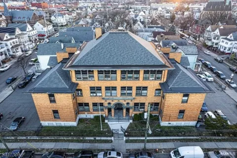 179 Columbia Ave #12 Unit 12
