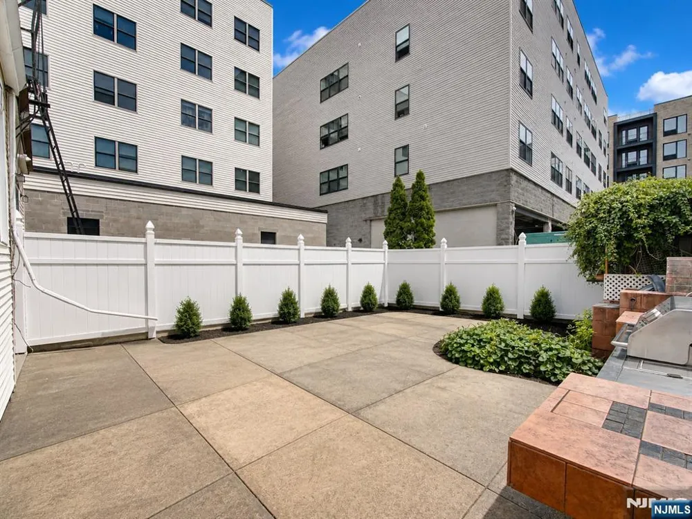 151 Culver Avenue 2 Jersey City, NJ 07305