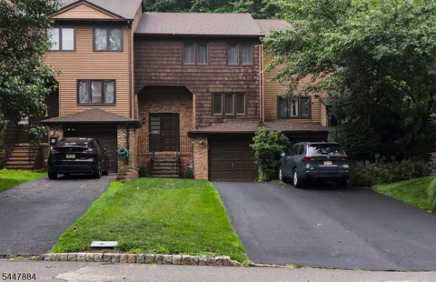 89 Continental Rd