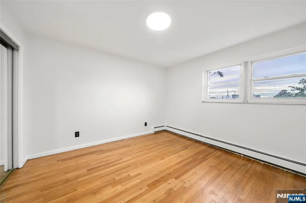 209 8th Street 2 Fairview, NJ 07022