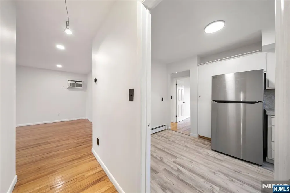 209 8th Street 2 Fairview, NJ 07022